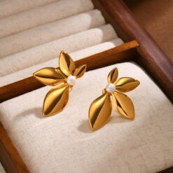IG Style Elegant Streetwear Leaf Earrings - 18K Plated Treasure 10 Elegant Streetwear Leaf Earrings DIVIJEWL_EARR38.3