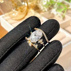 New Style Princess Cut Luxurious CZ Diamond Ring DIVIJEWL_RING109.2